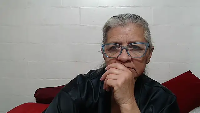 Snapshot of candy_mature_ chatting on October 30, 2025, 11:19 am candy mature online show from October 30, 2025, 11:19 am