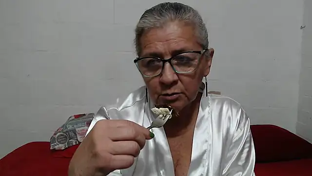 Snapshot of candy_mature_ chatting on October 8, 2025, 11:49 pm candy mature online show from October 8, 2025, 11:49 pm