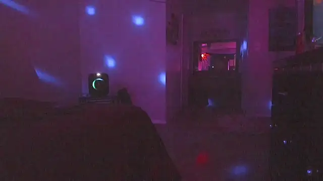 Snapshot of yiauana chatting on February 25, 2026, 1:39 am yiauana online show from February 25, 2026, 1:39 am