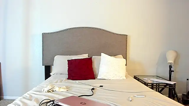 Snapshot of yiauana chatting on October 5, 2025, 11:39 pm yiauana online show from October 5, 2025, 11:39 pm