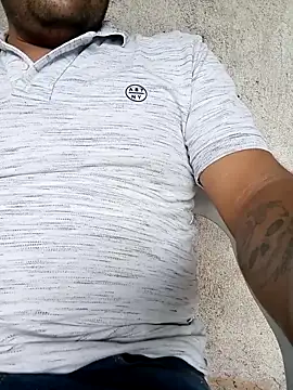 crowten online show from October 12, 2025, 11:50 pm