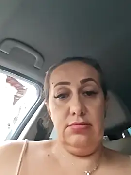 Snapshot of AvaLloyd chatting on October 6, 2025, 2:51 pm AvaLloyd online show from October 6, 2025, 2:51 pm