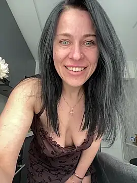 Snapshot of CuteNata chatting on June 4, 2026, 1:05 pm CuteNata online show from June 4, 2026, 1:05 pm
