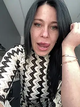 CuteNata online show from March 3, 2026, 11:06 am