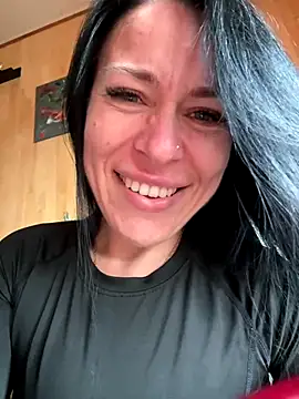 CuteNata online show from November 2, 2025, 9:36 am