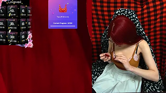 ElliMoor online show from September 26, 2025, 10:22 am