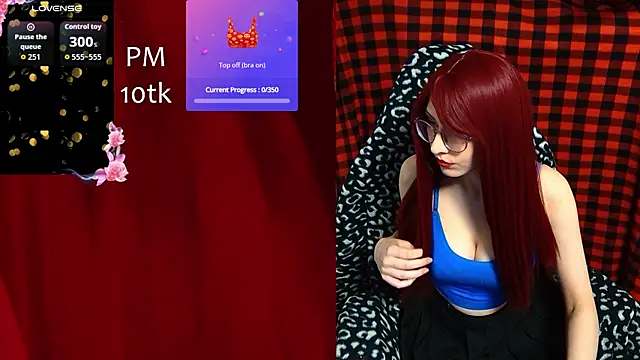 ElliMoor online show from October 28, 2025, 11:09 am