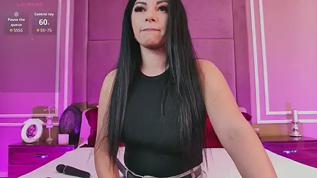 Snapshot of EmilyColle_ chatting on September 22, 2025, 4:18 am EmilyColle  online show from September 22, 2025, 4:18 am