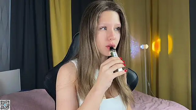 Snapshot of Ameliia_castro chatting on October 24, 2025, 4:22 am Ameliia castro online show from October 24, 2025, 4:22 am