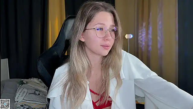 Snapshot of Ameliia_castro chatting on October 12, 2025, 1:40 am Ameliia castro online show from October 12, 2025, 1:40 am