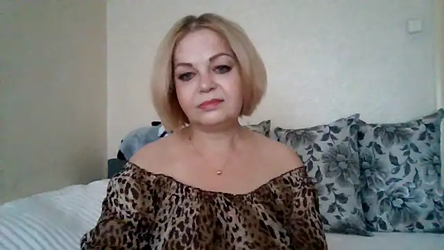 Snapshot of SofiyaPetrova chatting on July 19, 2026, 2:36 pm SofiyaPetrova online show from July 19, 2026, 2:36 pm