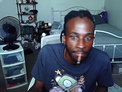 Snapshot of razzynolight chatting on June 29, 2026, 6:51 pm razzynolight online show from June 29, 2026, 6:51 pm