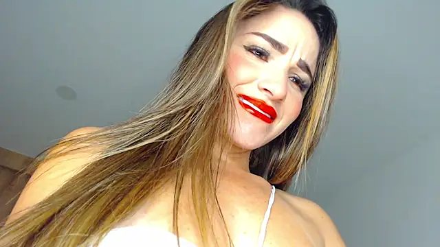 dollface17 online show from March 1, 2025, 2:48 am