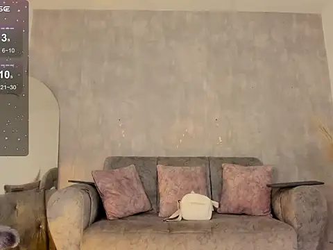 Snapshot of miacoopersx chatting on March 12, 2025, 12:15 pm miacoopersx online show from March 12, 2025, 12:15 pm