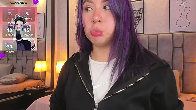 Snapshot of sweet--emily chatting on March 13, 2025, 9:21 am sweet--emily online show from March 13, 2025, 9:21 am