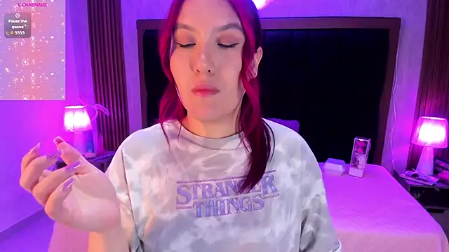 Snapshot of sweet--emily chatting on October 24, 2025, 3:49 am sweet--emily online show from October 24, 2025, 3:49 am