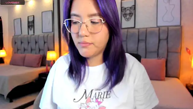 Snapshot of sweet--emily chatting on February 11, 2025, 6:08 am sweet--emily online show from February 11, 2025, 6:08 am