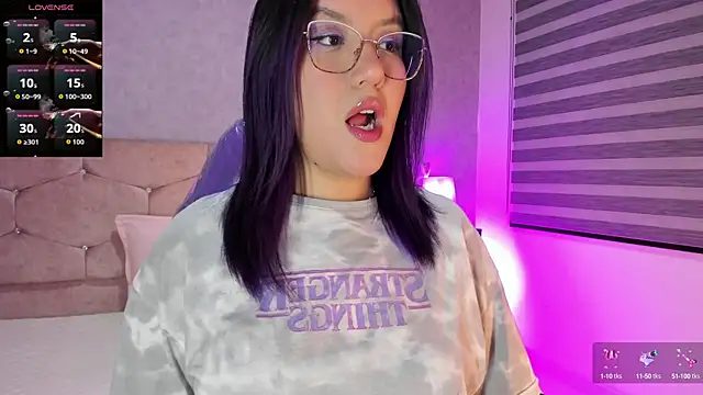 Snapshot of sweet--emily chatting on October 3, 2025, 4:14 am sweet--emily online show from October 3, 2025, 4:14 am