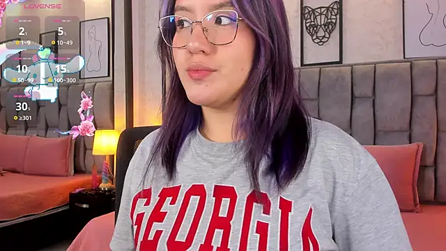 Snapshot of sweet--emily chatting on March 2, 2025, 3:56 am sweet--emily online show from March 2, 2025, 3:56 am