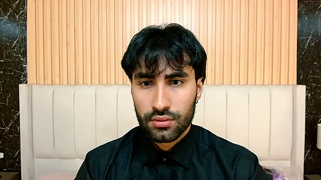 Snapshot of MilanZaire chatting on January 10, 2026, 10:49 pm MilanZaire online show from January 10, 2026, 10:49 pm