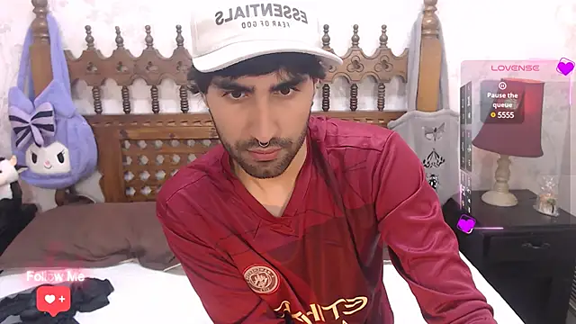 Snapshot of MilanZaire chatting on March 10, 2025, 1:12 am MilanZaire online show from March 10, 2025, 1:12 am