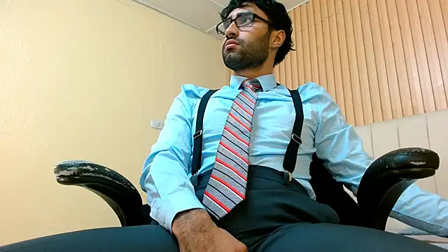 Snapshot of MilanZaire chatting on January 6, 2026, 7:51 pm MilanZaire online show from January 6, 2026, 7:51 pm