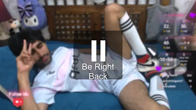 Snapshot of MilanZaire chatting on March 3, 2025, 5:05 am MilanZaire online show from March 3, 2025, 5:05 am