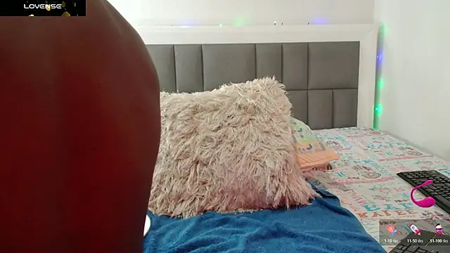 Snapshot of nicolaskan chatting on February 25, 2026, 12:38 pm nicolaskan online show from February 25, 2026, 12:38 pm