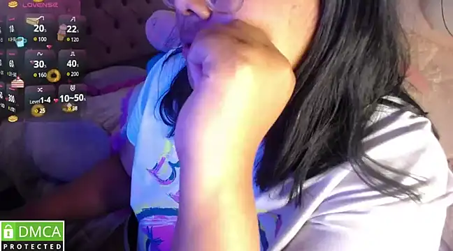 KittyHot20 online show from March 14, 2025, 5:24 pm