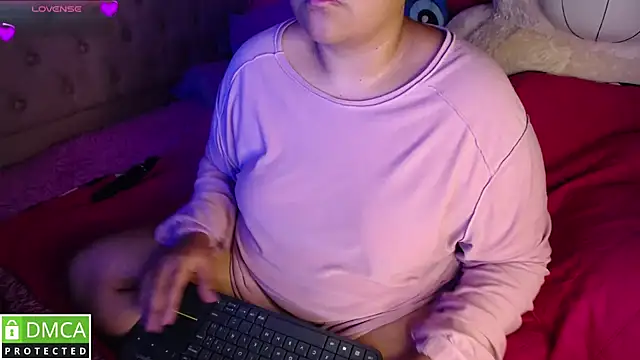 KittyHot20 online show from October 10, 2025, 2:56 am