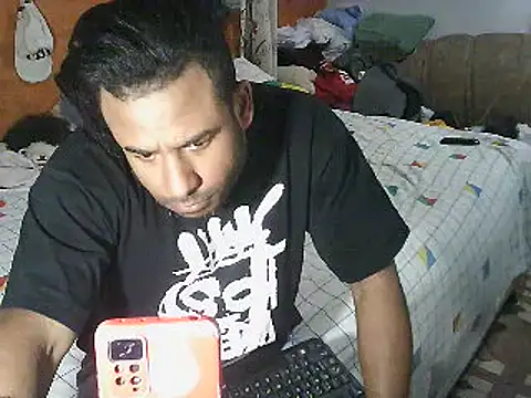 Snapshot of Negroricobaby chatting on March 11, 2025, 5:02 am Negroricobaby online show from March 11, 2025, 5:02 am