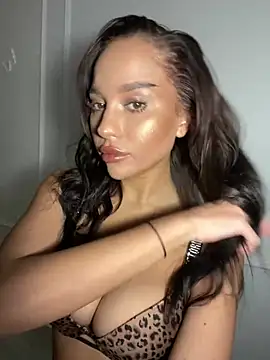 CardiSweetBaby online show from January 2, 2025, 2:57 pm