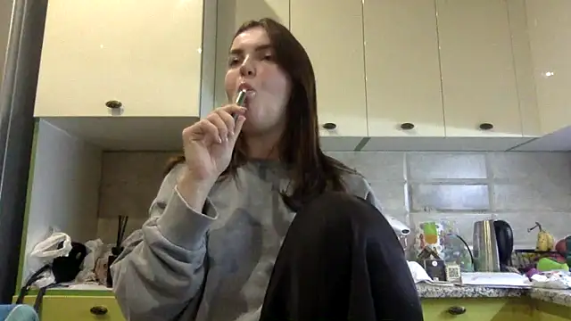 Snapshot of Karolina_llove chatting on October 1, 2025, 7:51 pm Karolina llove online show from October 1, 2025, 7:51 pm