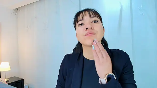 Snapshot of lina_bedoya_ chatting on September 20, 2025, 11:37 am lina bedoya online show from September 20, 2025, 11:37 am