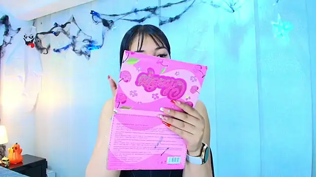 Snapshot of lina_bedoya_ chatting on October 25, 2025, 11:42 am lina bedoya online show from October 25, 2025, 11:42 am