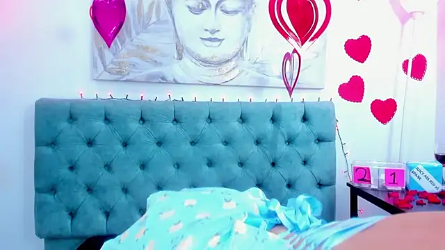 lina bedoya  online show from February 14, 2025, 2:54 pm