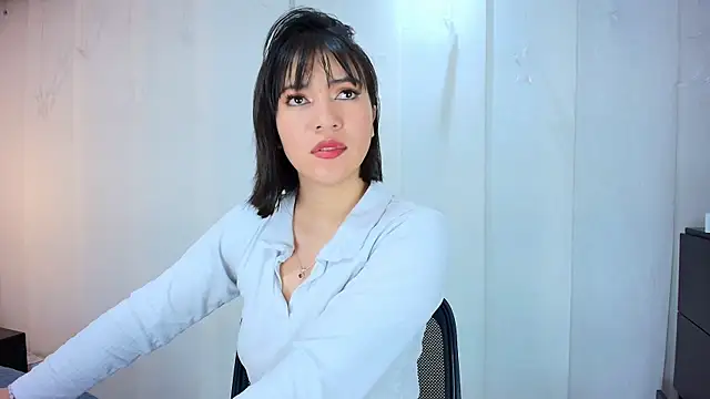 Snapshot of lina_bedoya_ chatting on September 19, 2025, 11:36 am lina bedoya online show from September 19, 2025, 11:36 am