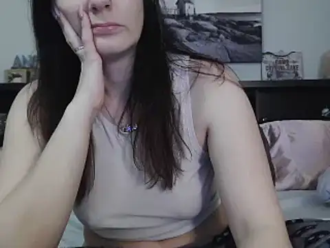 CrystalLakeXO online show from March 9, 2025, 6:06 am