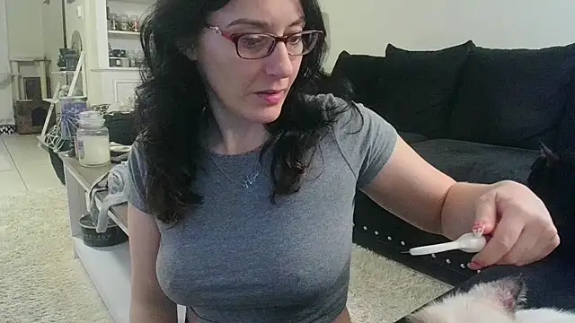 CrystalLakeXO online show from October 27, 2025, 9:21 am