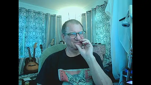 Snapshot of coryassman chatting on June 11, 2026, 12:32 am coryassman online show from June 11, 2026, 12:32 am