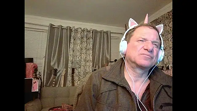 coryassman online show from February 11, 2025, 8:15 am