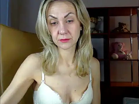 Tanya6547 online show from January 12, 2025, 9:51 am