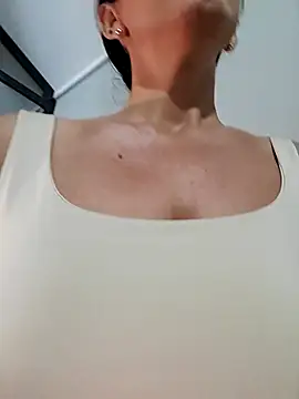 Snapshot of Angel_Perv chatting on October 18, 2025, 9:00 am Angel Perv online show from October 18, 2025, 9:00 am