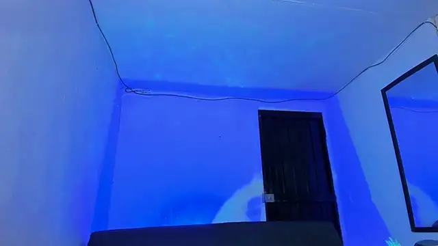 Snapshot of emperatrizhotwolf chatting on February 27, 2025, 10:55 am emperatrizhotwolf online show from February 27, 2025, 10:55 am