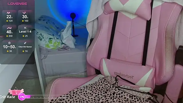 Snapshot of sexy_valentina1 chatting on February 4, 2026, 1:33 am sexy valentina1 online show from February 4, 2026, 1:33 am