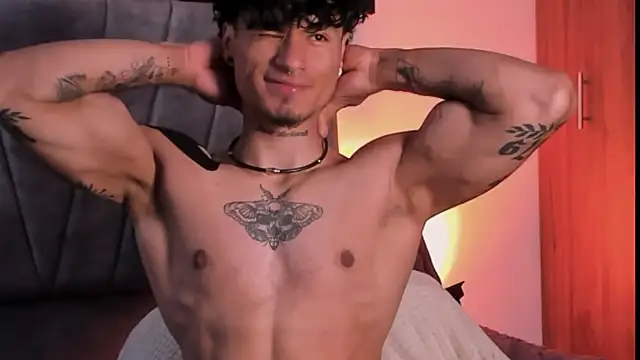 Snapshot of Thomas_Fit1 chatting on October 7, 2025, 9:05 pm Thomas Fit1 online show from October 7, 2025, 9:05 pm