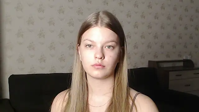 EmySway online show from February 9, 2025, 7:19 pm