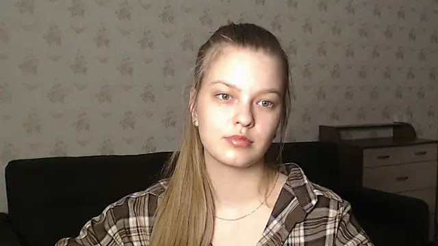 EmySway online show from March 20, 2025, 3:47 pm