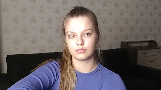 EmySway online show from February 24, 2025, 5:42 pm