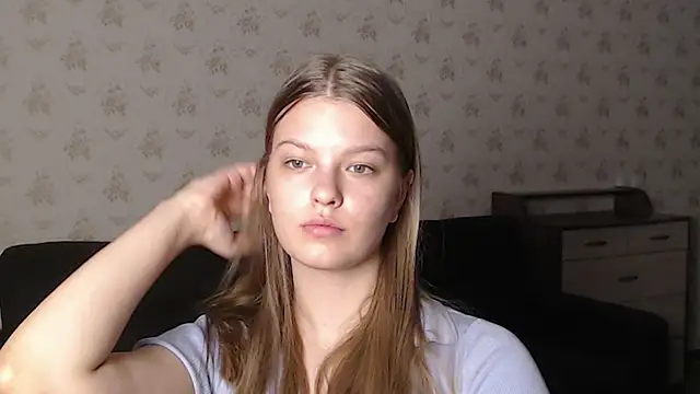 EmySway online show from December 22, 2024, 6:04 pm